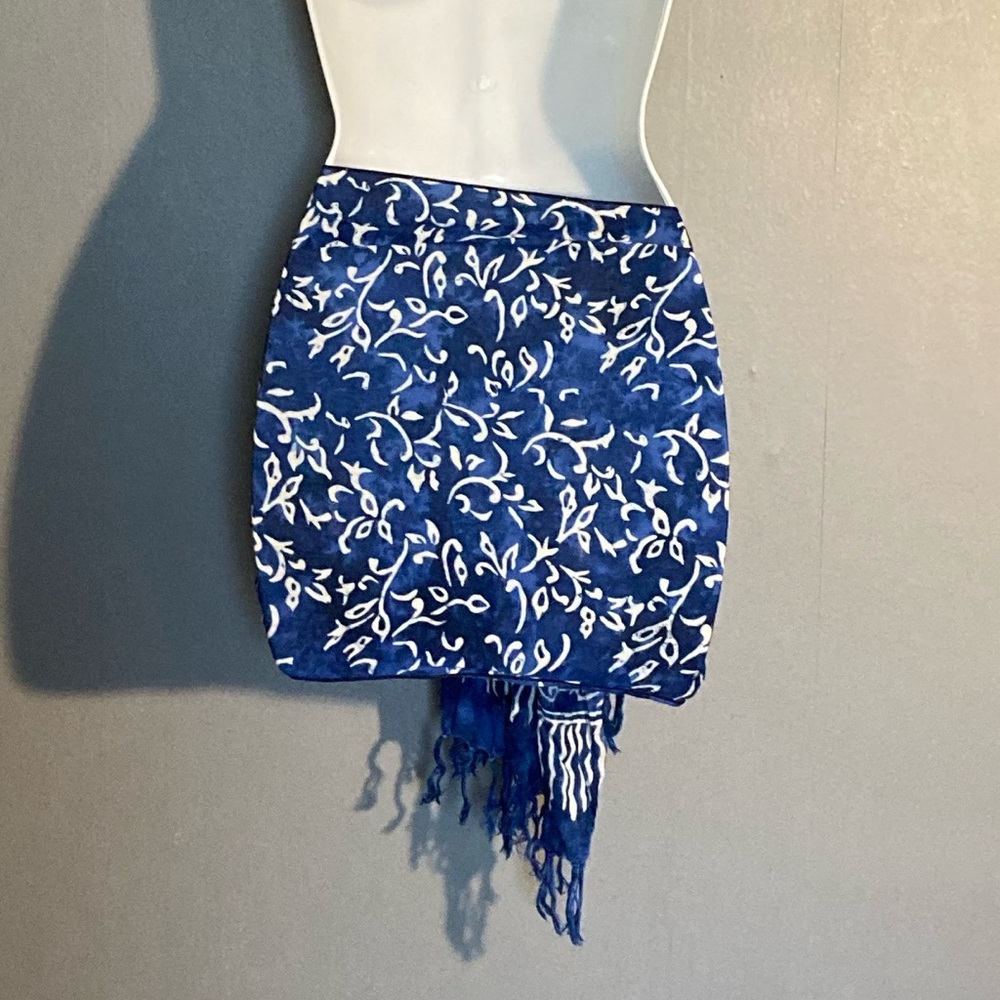 Mini blue batik sarong scarf - Picture 2 of 5